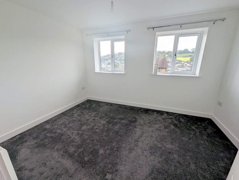 2 bed terraced house to rent in St Annes Court, Newton Abbot  - Property Image 5