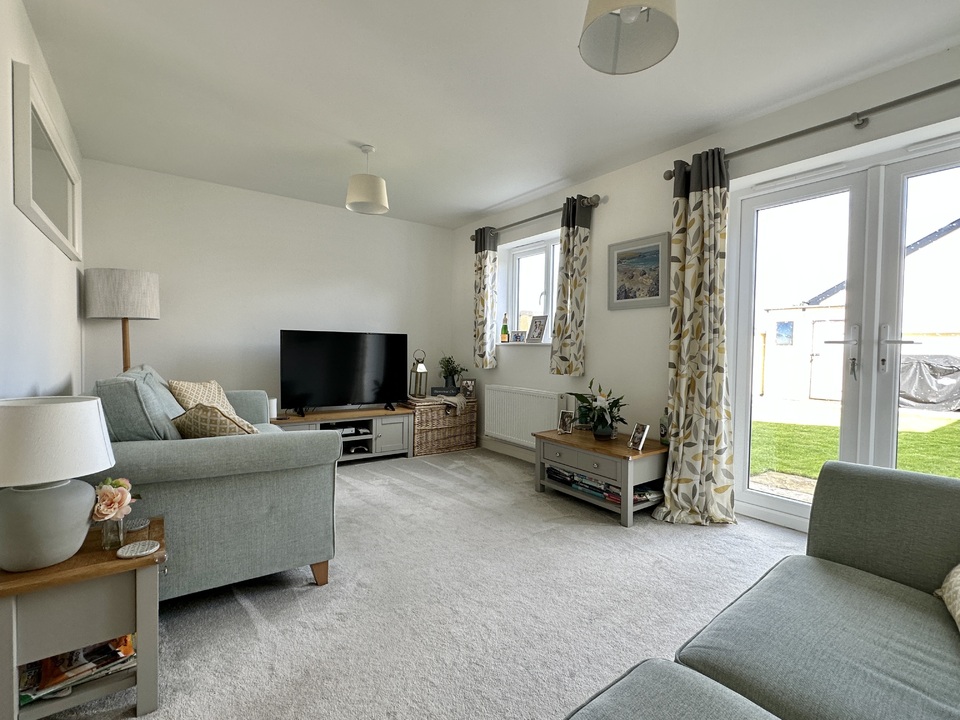4 bed end of terrace house for sale in Weavers Road, Chudleigh  - Property Image 2