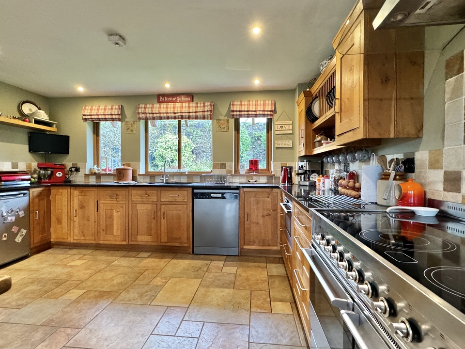 3 bed detached house for sale in Scorriton, Buckfastleigh  - Property Image 33