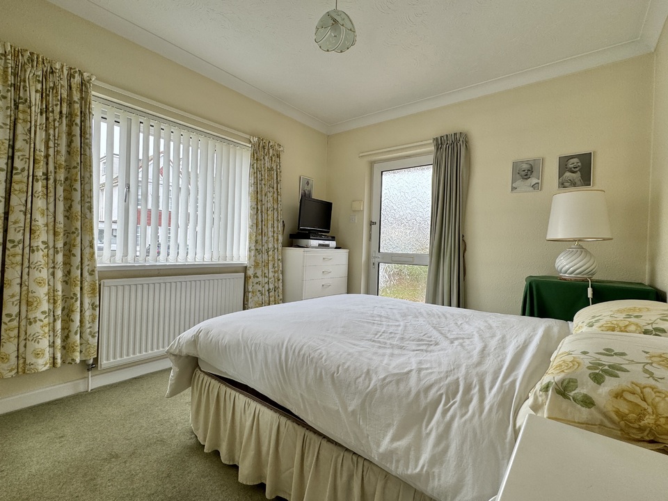 2 bed apartment for sale, Preston  - Property Image 8