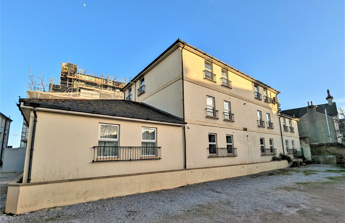 2 bed apartment for sale in Esplanade Road, Paignton  - Property Image 4