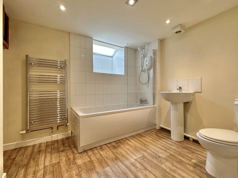 2 bed terraced house for sale in Fore Street, Kingskerswell  - Property Image 7