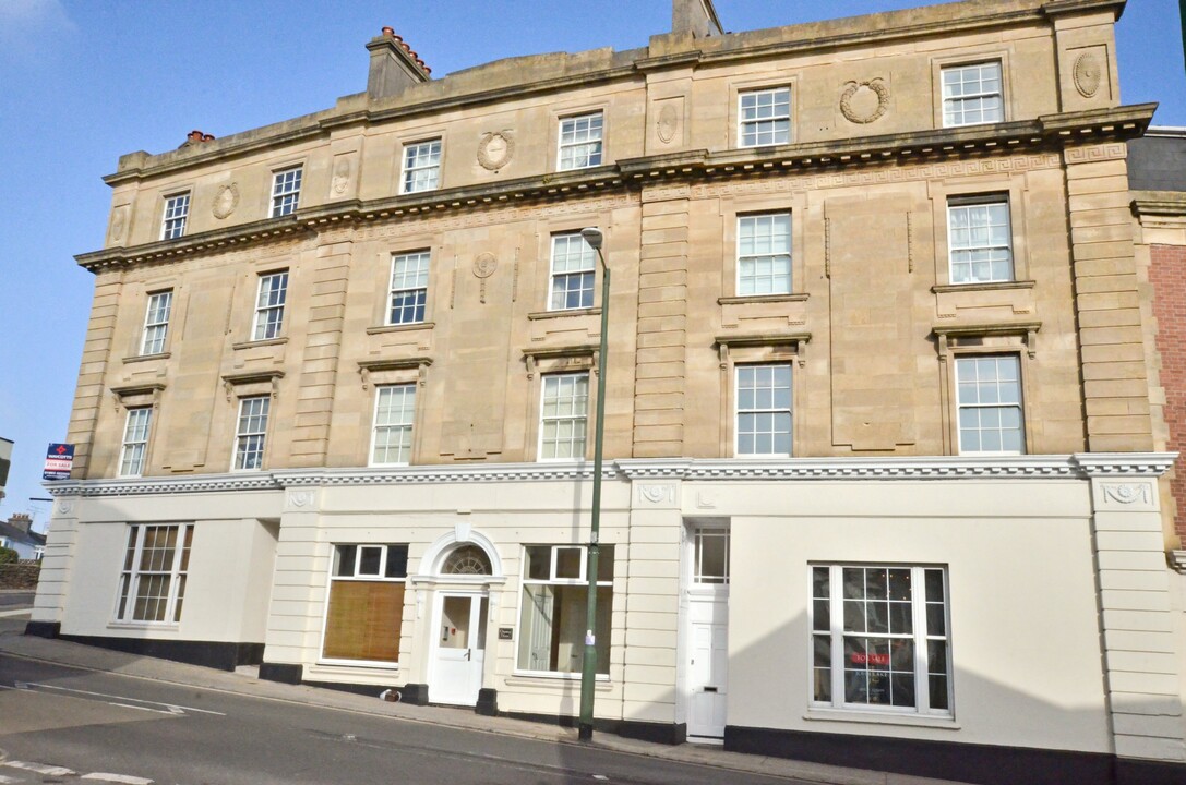 2 bed apartment for sale in 92-96 Babbacombe Road, Torquay  - Property Image 1