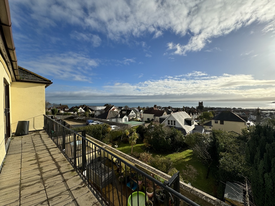 2 bed apartment for sale in Great Headland Road, Paignton  - Property Image 1