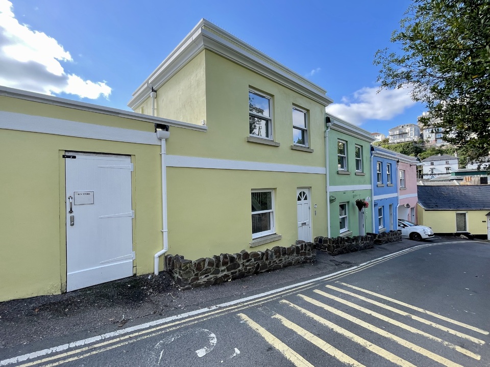 3 bed end of terrace house for sale in Braddons Hill Road West, Torquay  - Property Image 1
