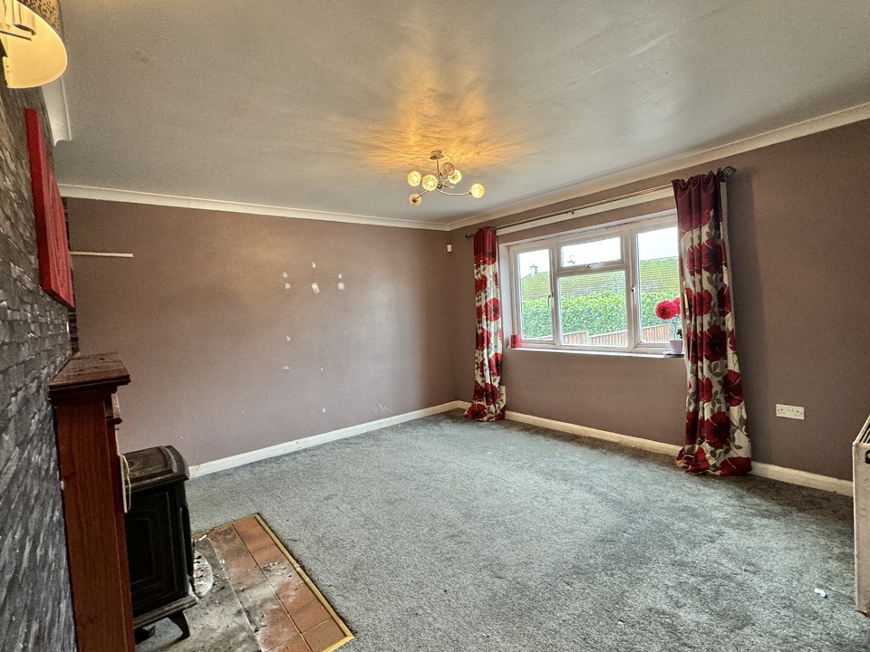 3 bed end of terrace house for sale in Hoyles Road, Paignton  - Property Image 8