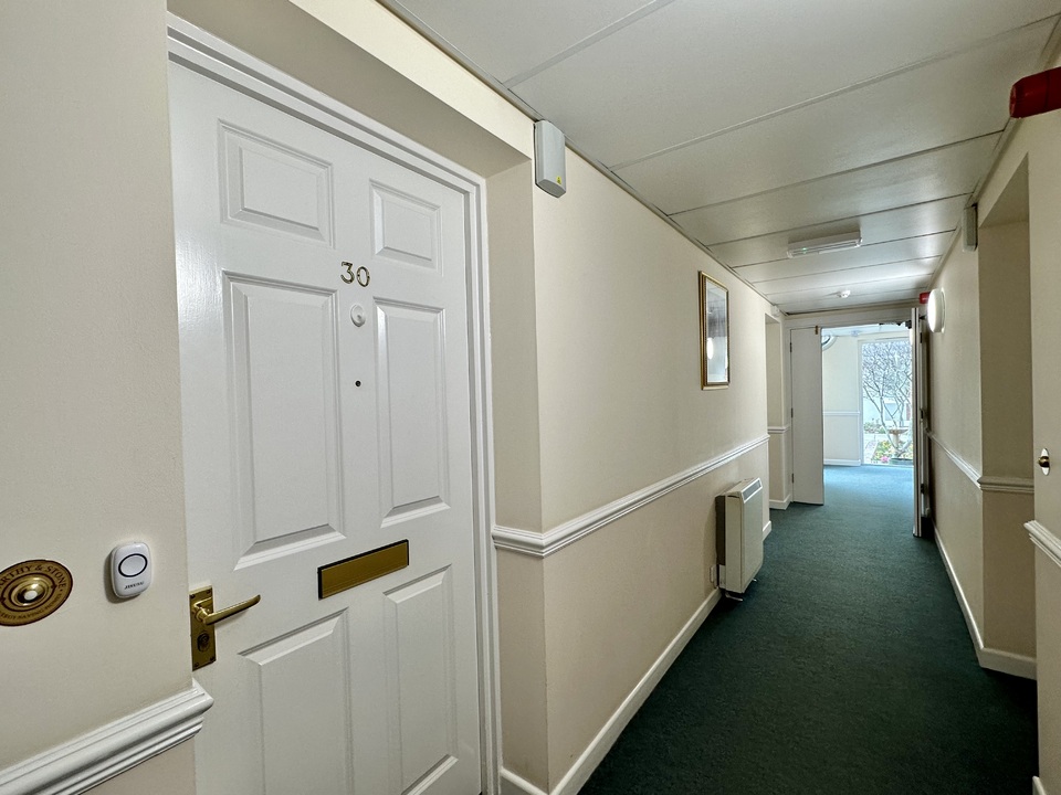 1 bed apartment for sale in Chilcote Close, Torquay  - Property Image 16