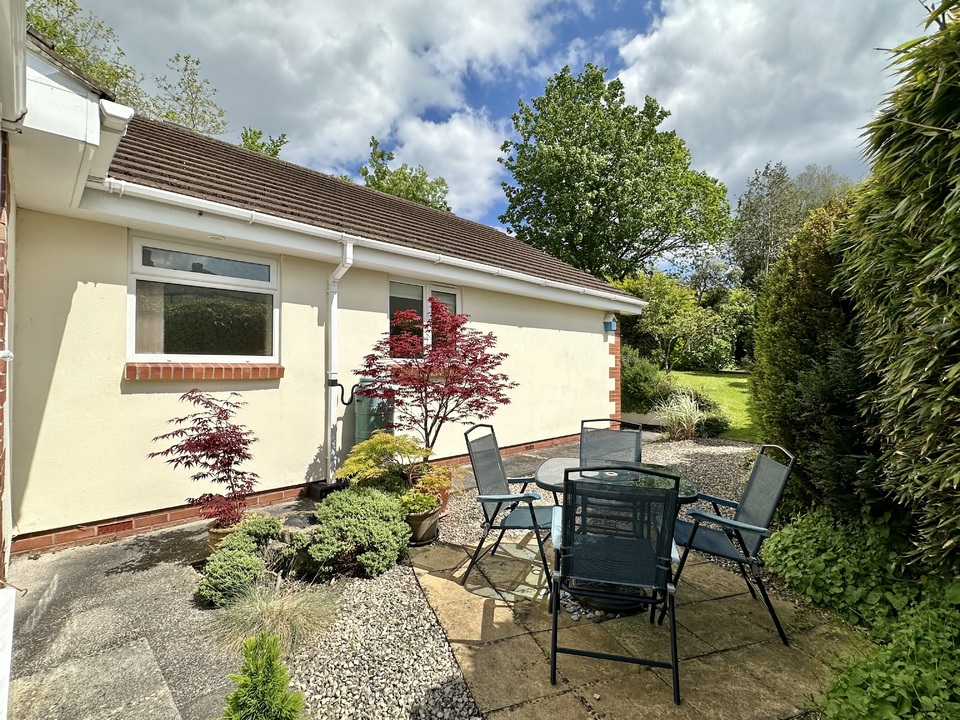 3 bed detached bungalow for sale in Stantaway Hill, Torquay  - Property Image 11