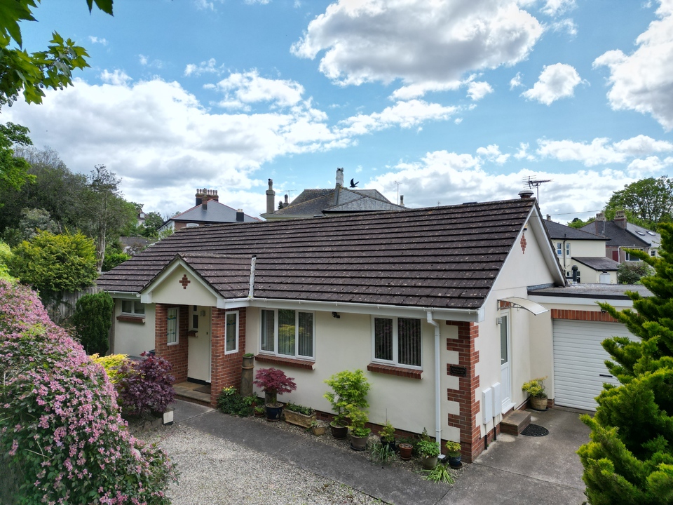 3 bed detached bungalow for sale in Stantaway Hill, Torquay  - Property Image 14