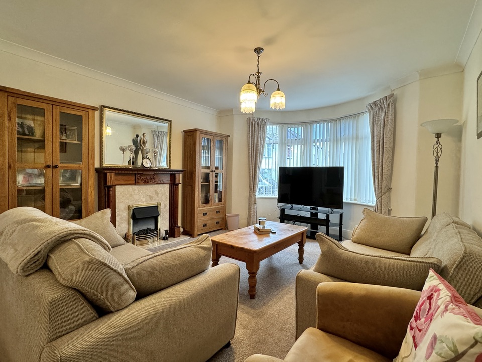 3 bed detached house for sale in Cedar Road, Paignton  - Property Image 2