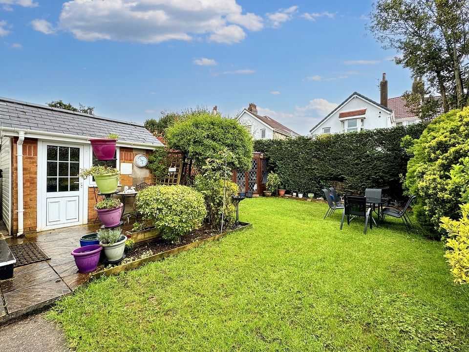 3 bed detached house for sale in Cedar Road, Paignton  - Property Image 5