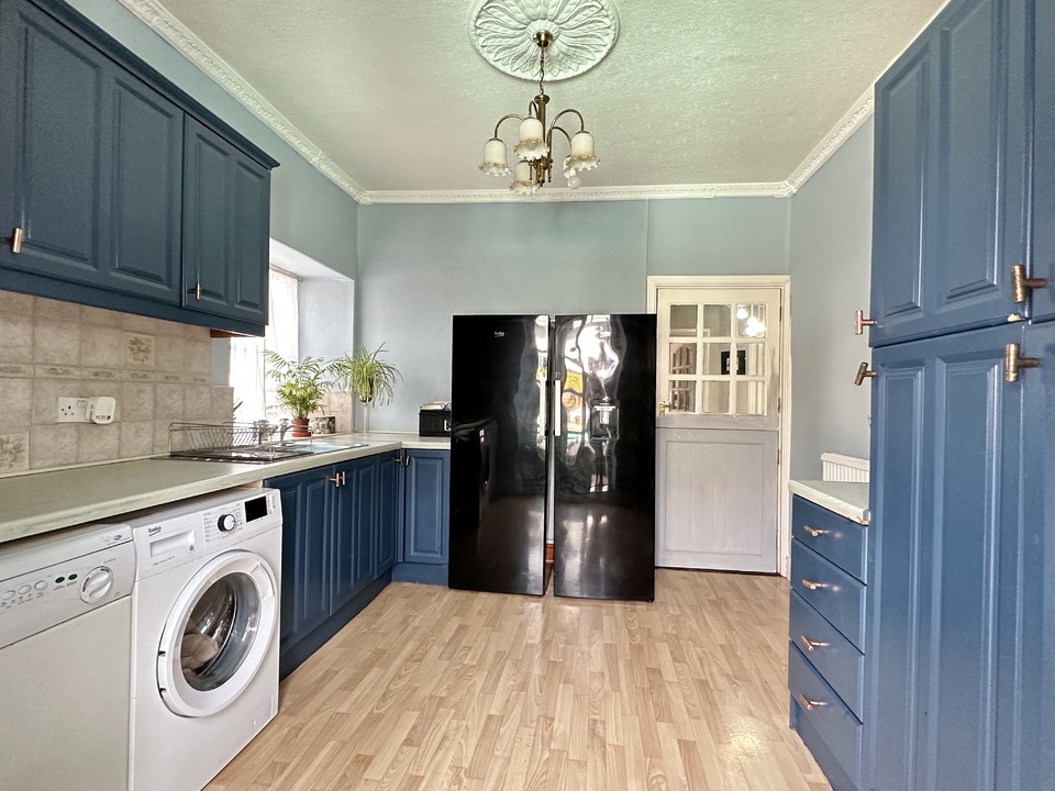4 bed detached house for sale in Moor Lane, Torquay  - Property Image 7