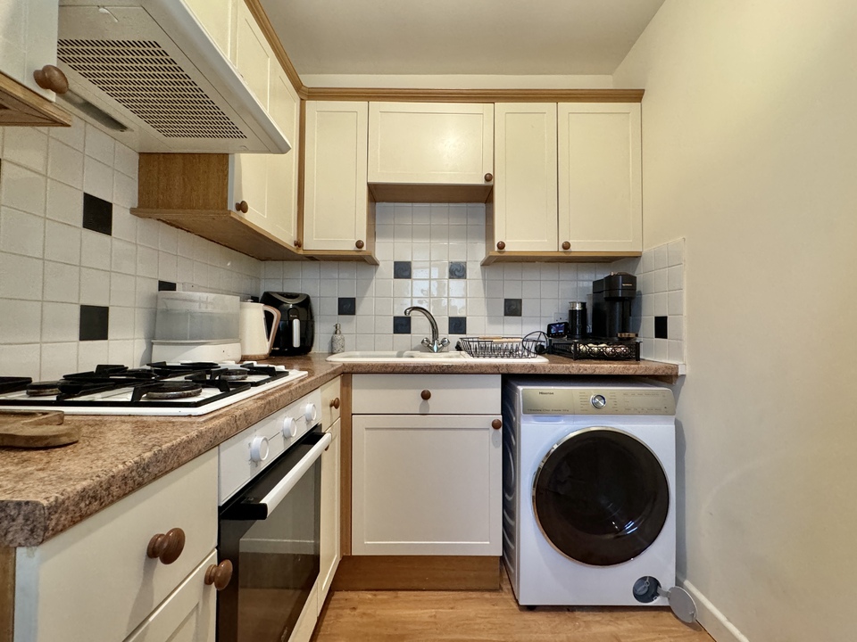 2 bed terraced house for sale in Preston Down Road, Paignton  - Property Image 8