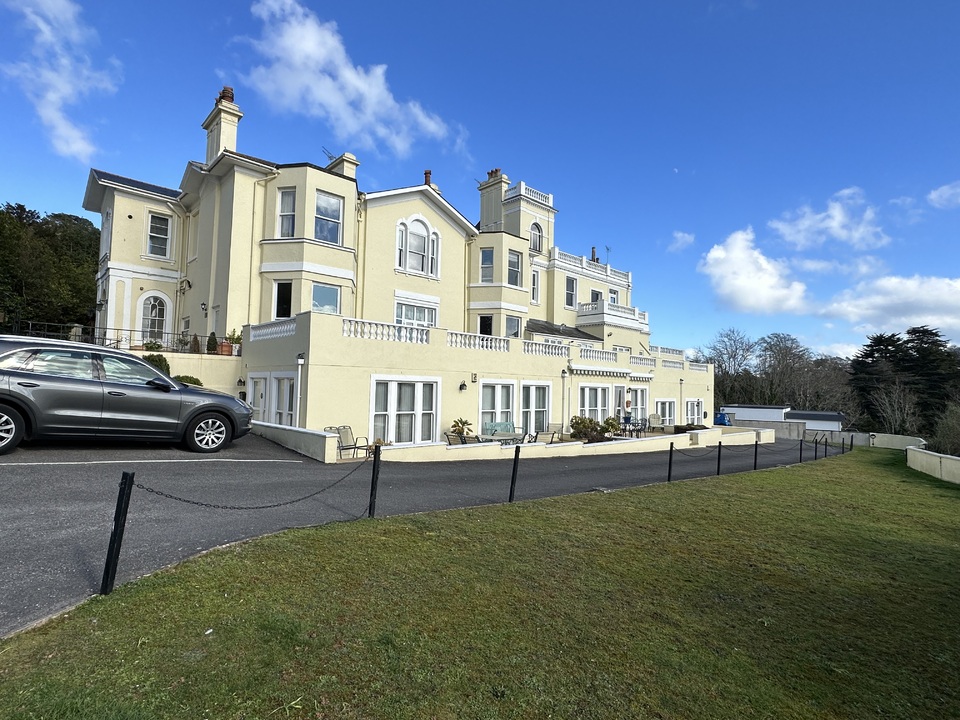 2 bed apartment for sale in Stitchill Road, Torquay  - Property Image 1