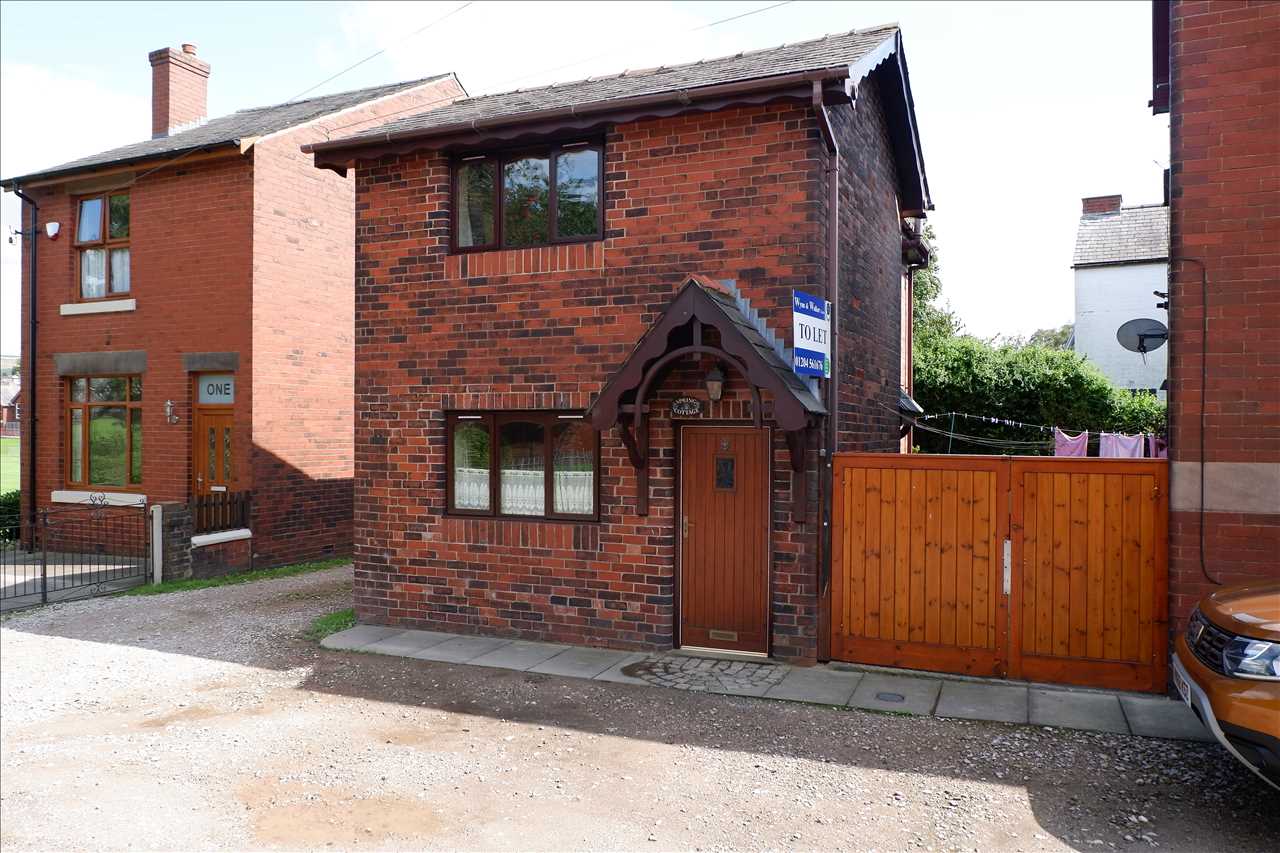 2 bed detached house to rent  - Property Image 2