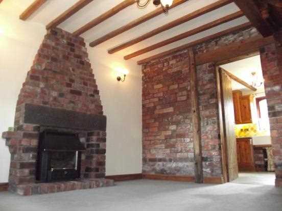 2 bed detached house to rent  - Property Image 5
