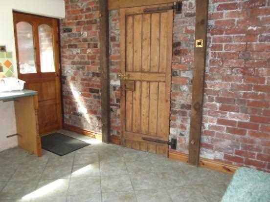 2 bed detached house to rent  - Property Image 10
