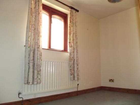 2 bed detached house to rent  - Property Image 15