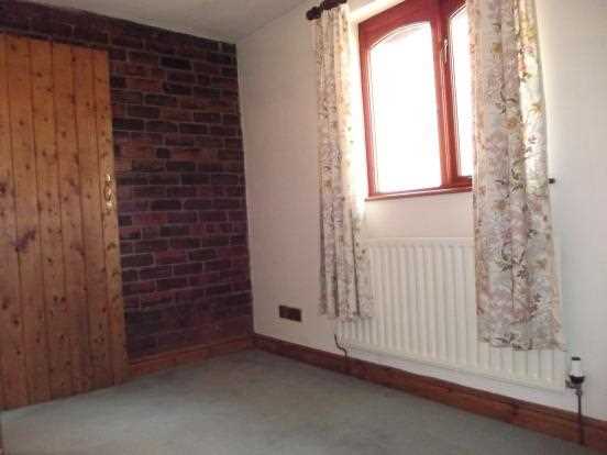 2 bed detached house to rent  - Property Image 16