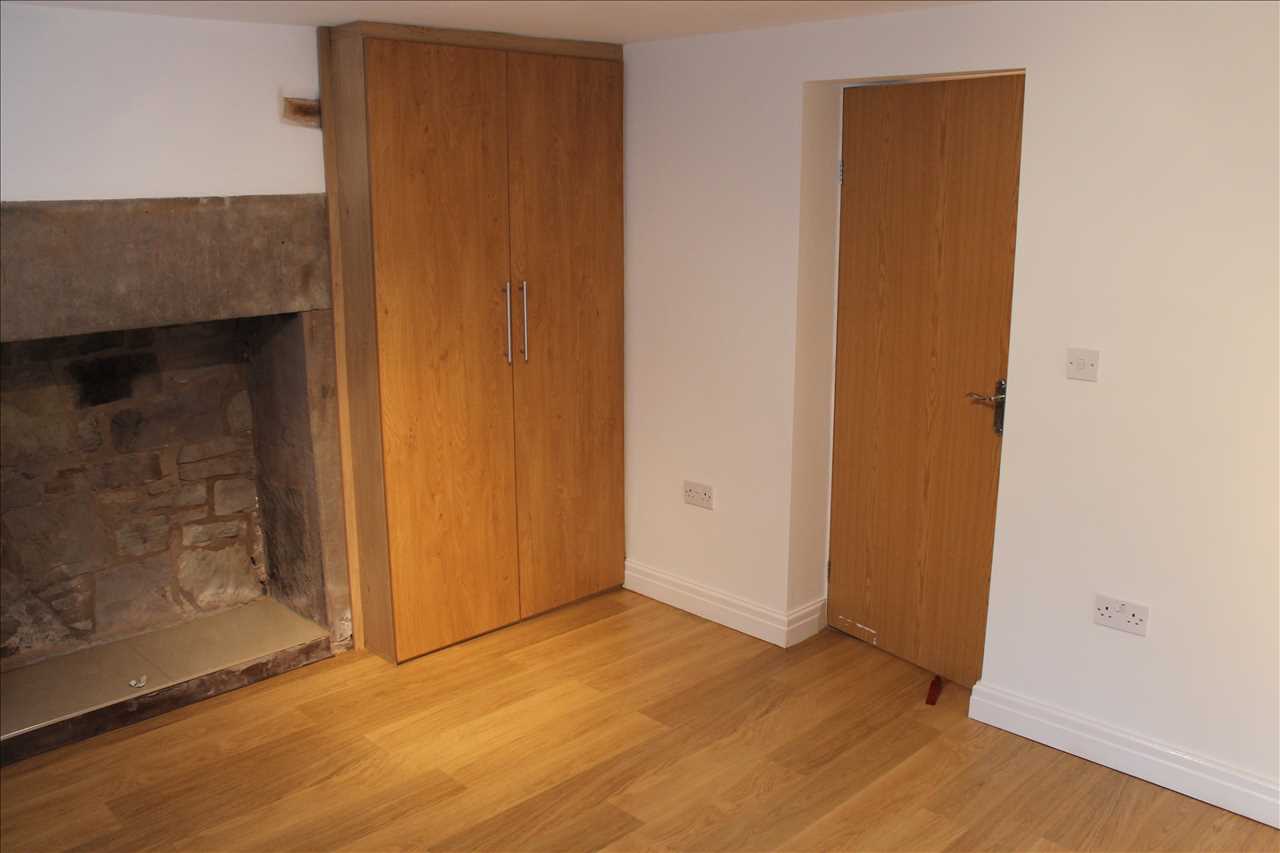 1 bed flat to rent in Park Road  - Property Image 7
