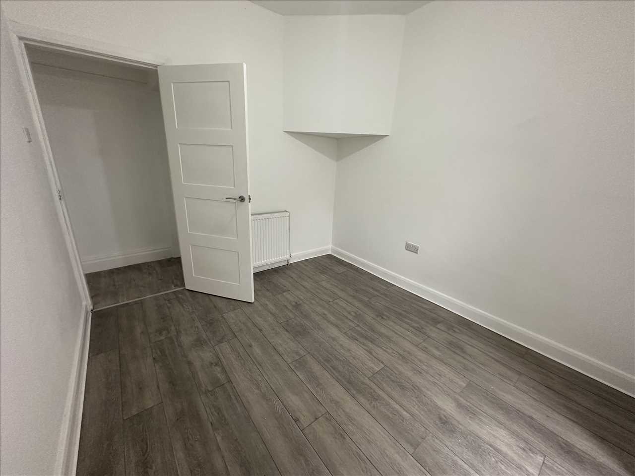 3 bed bungalow to rent in AVALWOOD AVENUE  - Property Image 3