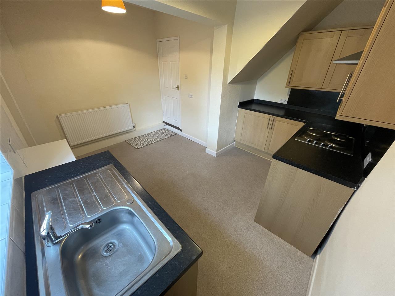 2 bed terraced house to rent in Church Street  - Property Image 6