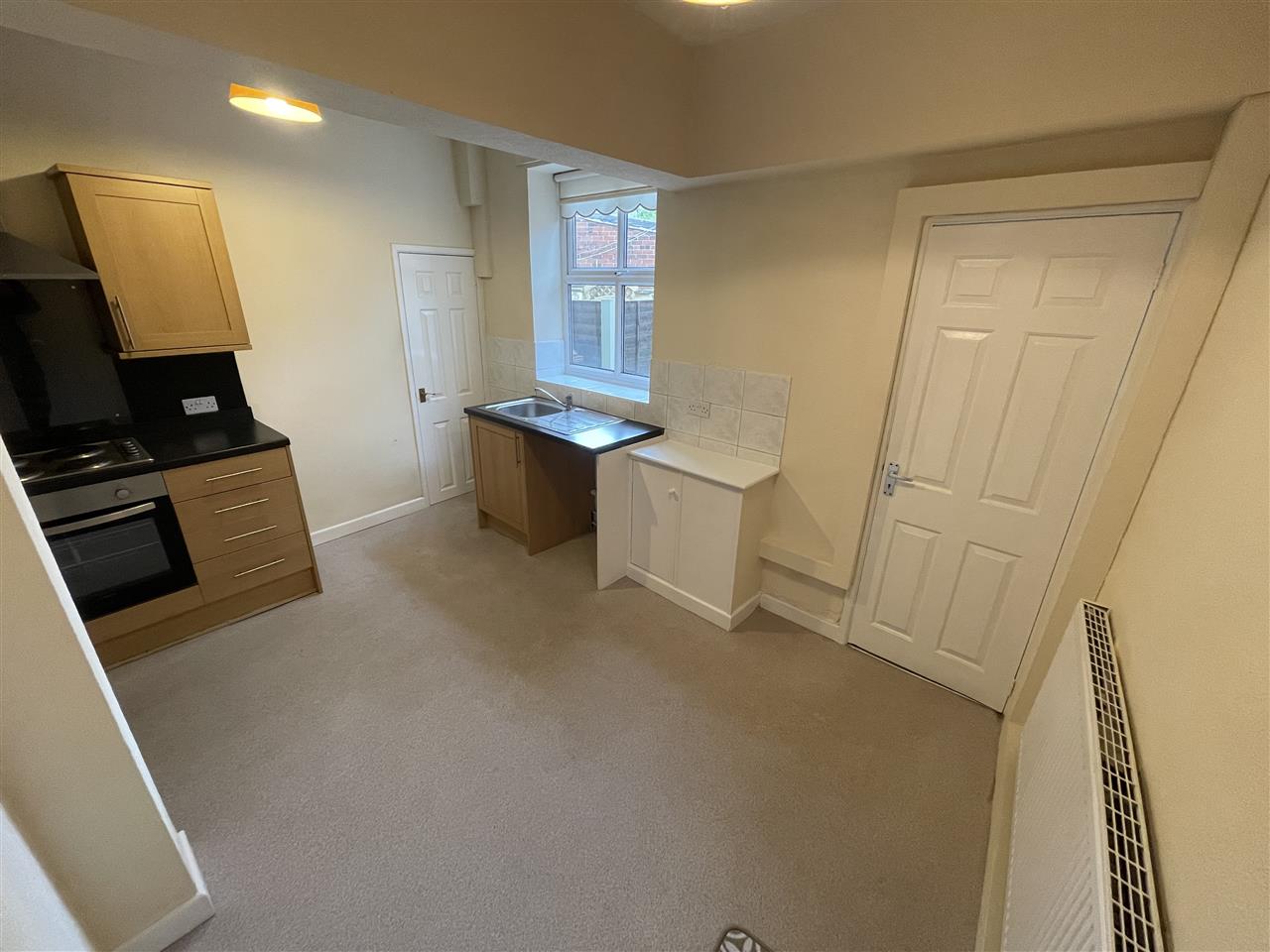 2 bed terraced house to rent in Church Street  - Property Image 7