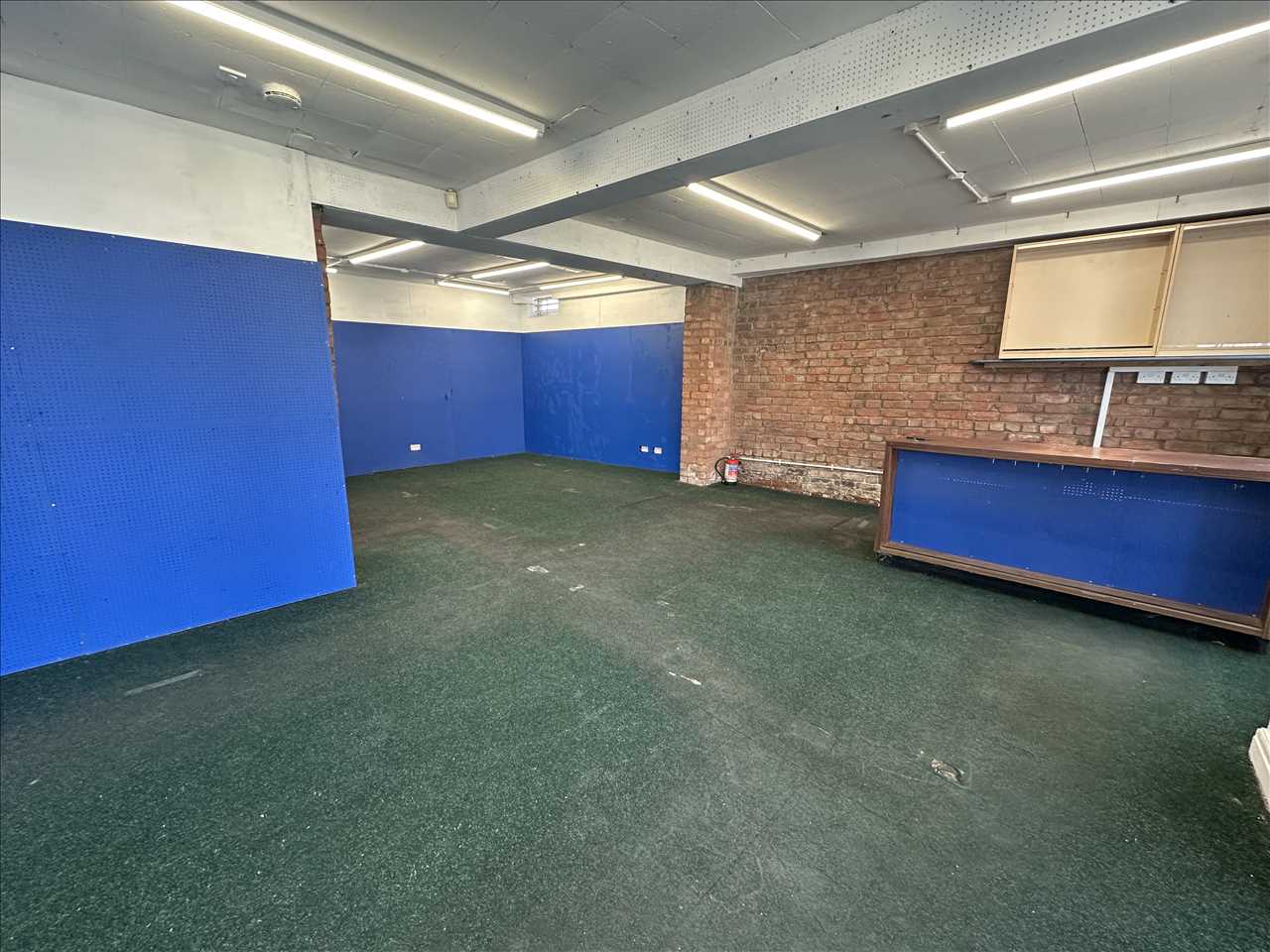 To rent in Railway Road  - Property Image 4