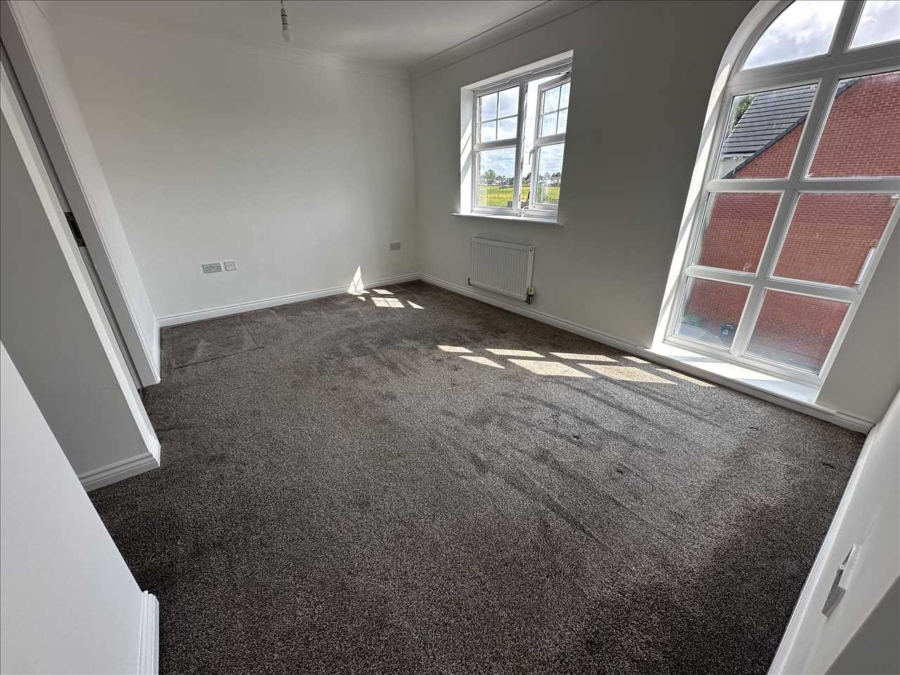Terraced house to rent in Coppice Close  - Property Image 11