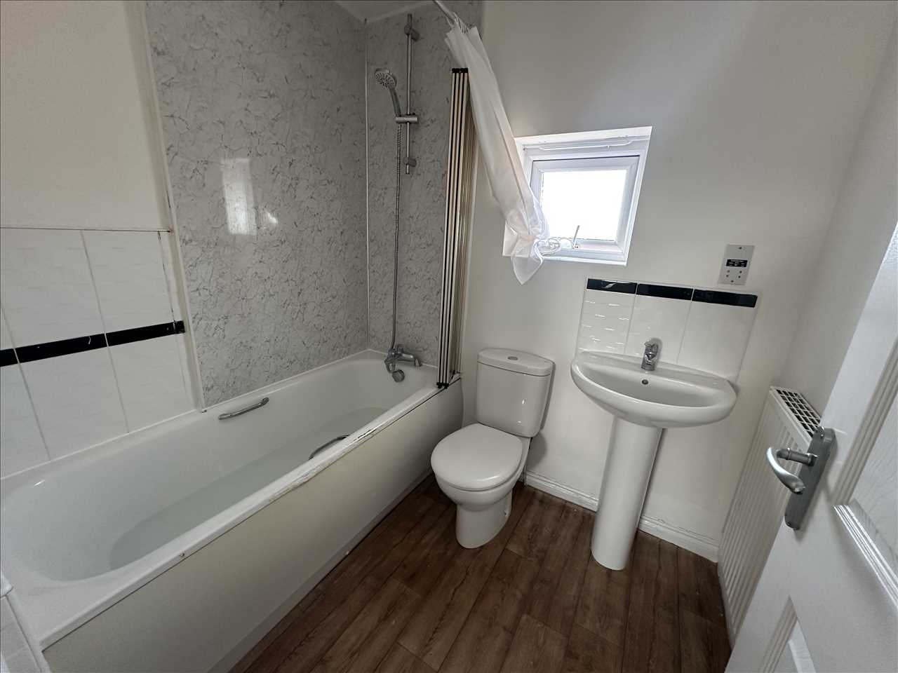 Terraced house to rent in Coppice Close  - Property Image 16
