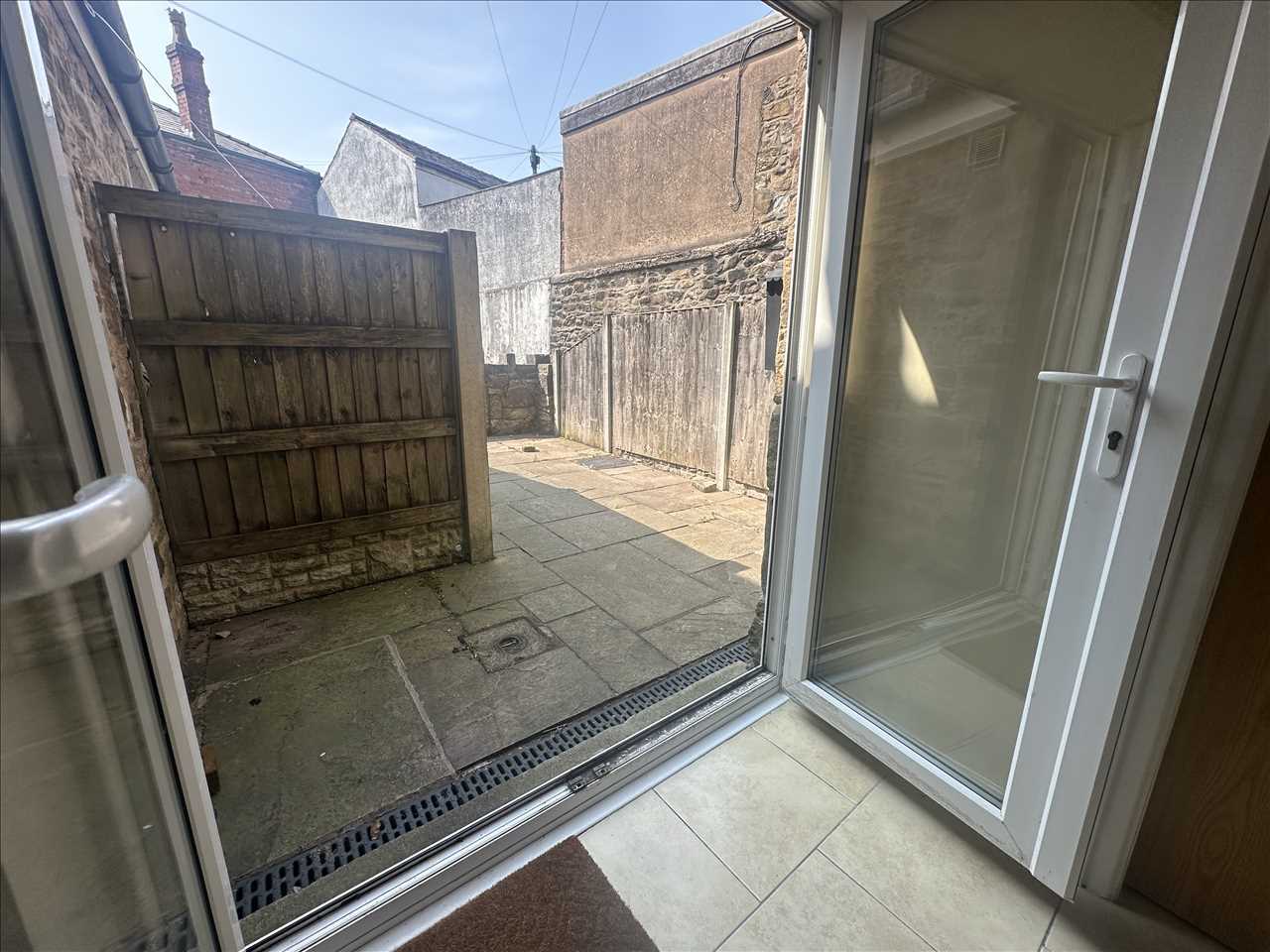 1 bed to rent in Market Street  - Property Image 2