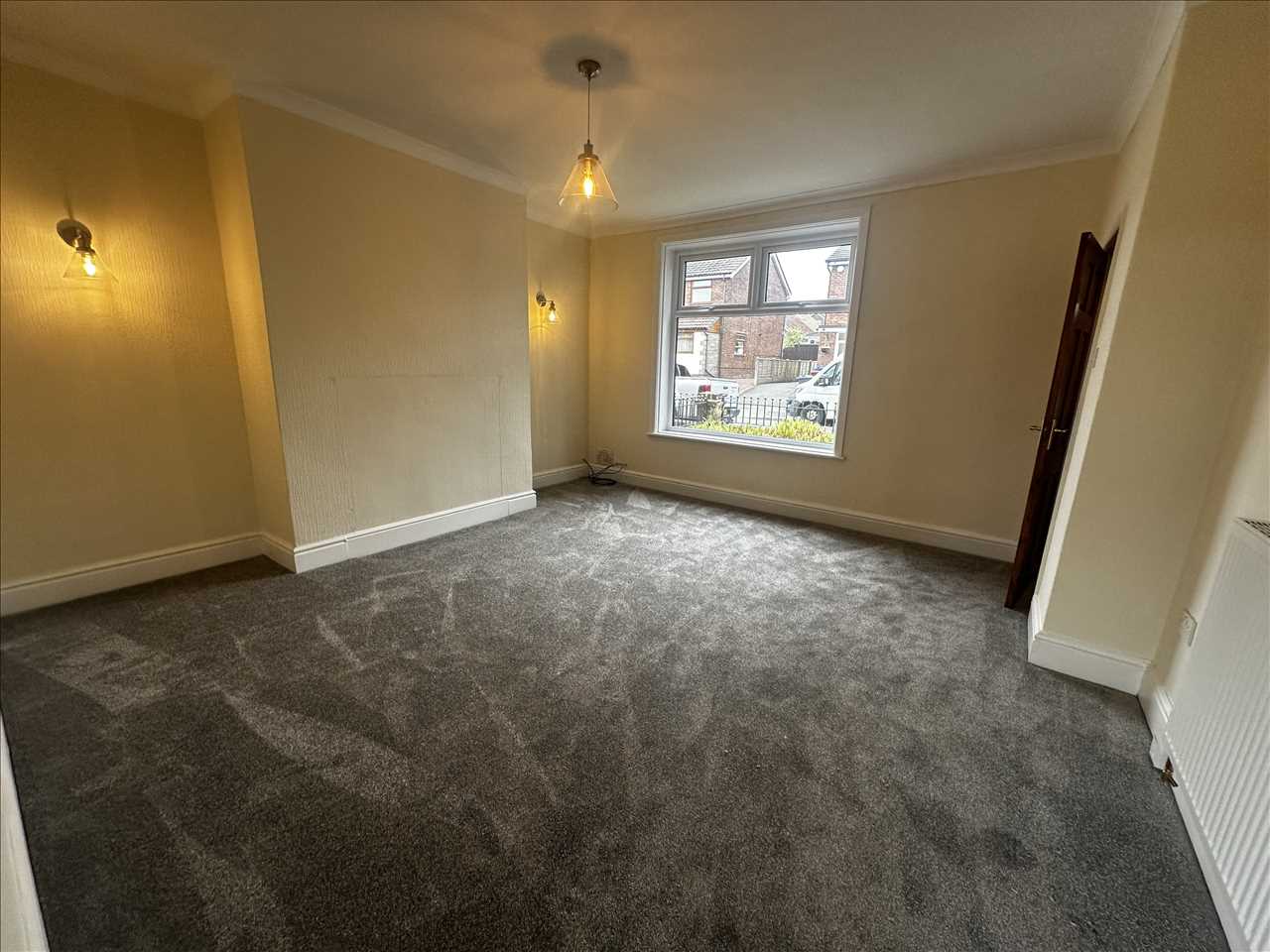 3 bed terraced house to rent in Knowlesly Road  - Property Image 2