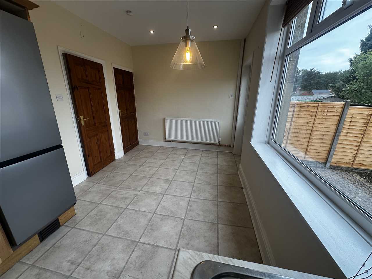 3 bed terraced house to rent in Knowlesly Road  - Property Image 4