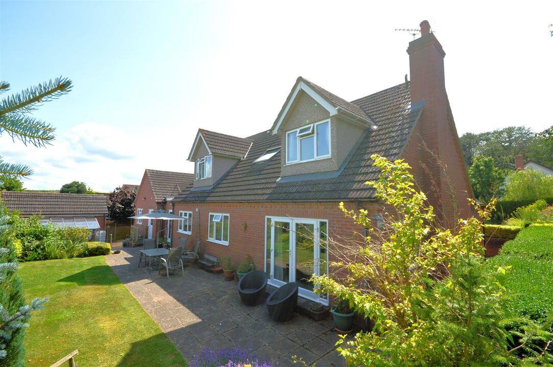 4 bed detached bungalow for sale in Swainshill, Hereford  - Property Image 18