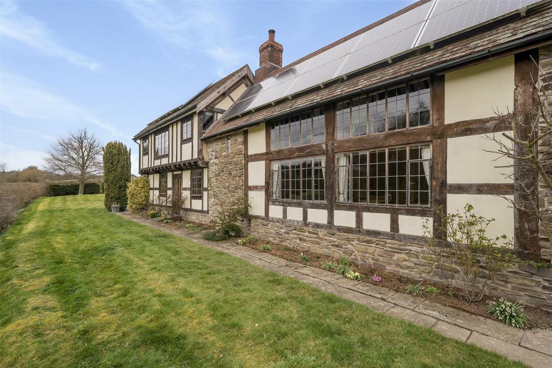 4 bed country house for sale in Staunton On Arrow, Leominster  - Property Image 33