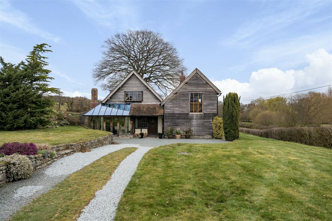 4 bed country house for sale in Staunton On Arrow, Leominster  - Property Image 11