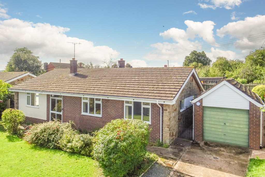 3 bed detached bungalow for sale in Canon Rise, Hereford  - Property Image 3