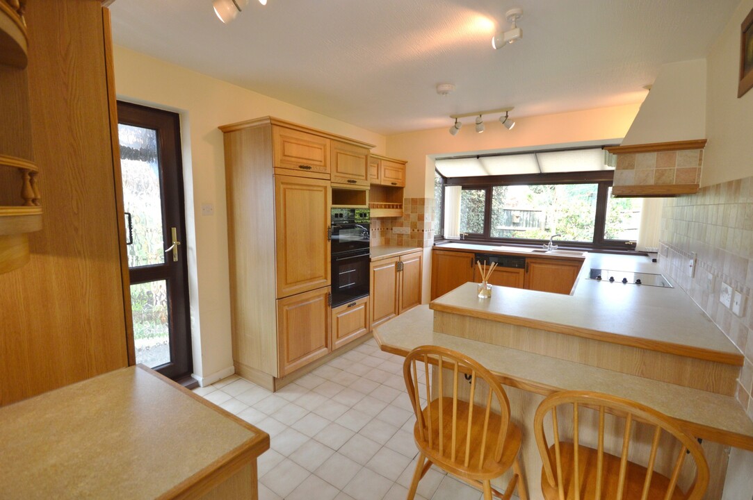 3 bed detached bungalow for sale in Weobley, Hereford  - Property Image 4