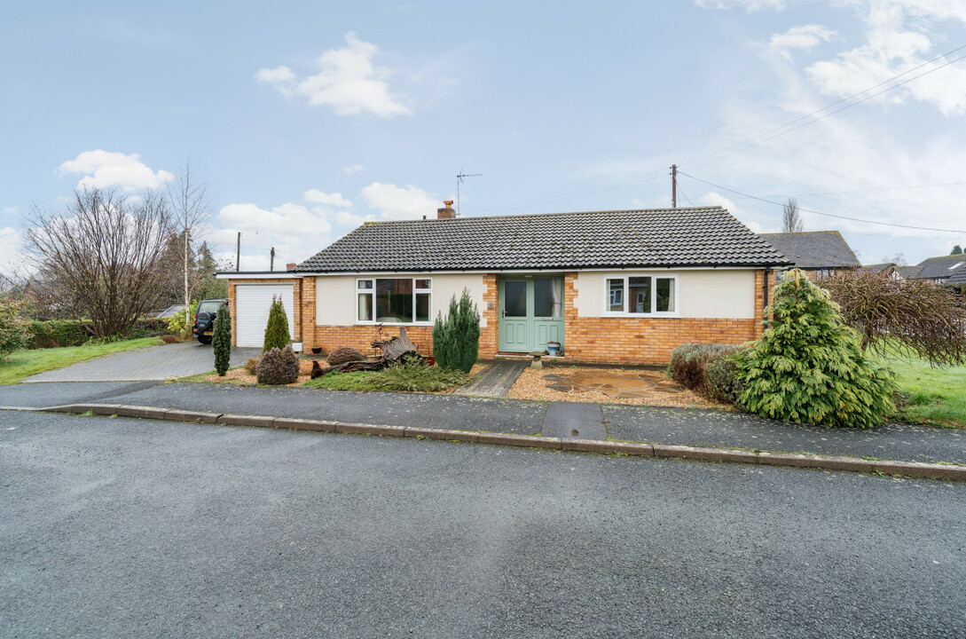 3 bed detached bungalow for sale in Orchard Close, Hereford  - Property Image 19