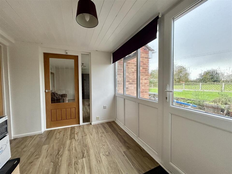 2 bed bungalow for sale in North Road, Leominster  - Property Image 11