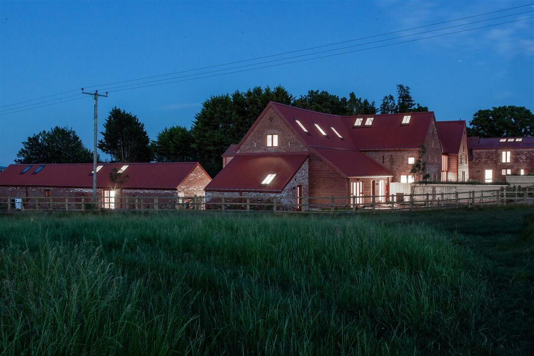 4 bed barn conversion for sale in The Hemmel The Parks, Hereford  - Property Image 21