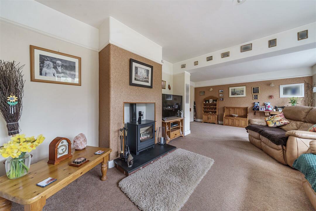4 bed detached house for sale in Barons Cross Road, Leominster  - Property Image 2