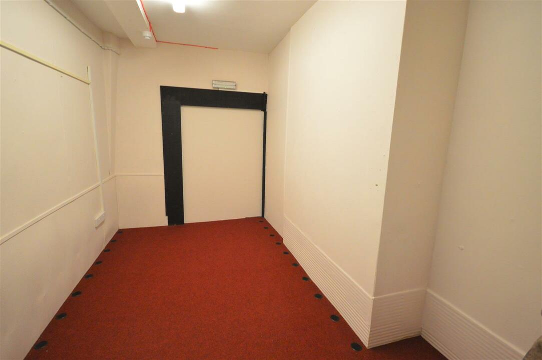 4 bed commercial property for sale in Church Street, Leominster  - Property Image 15