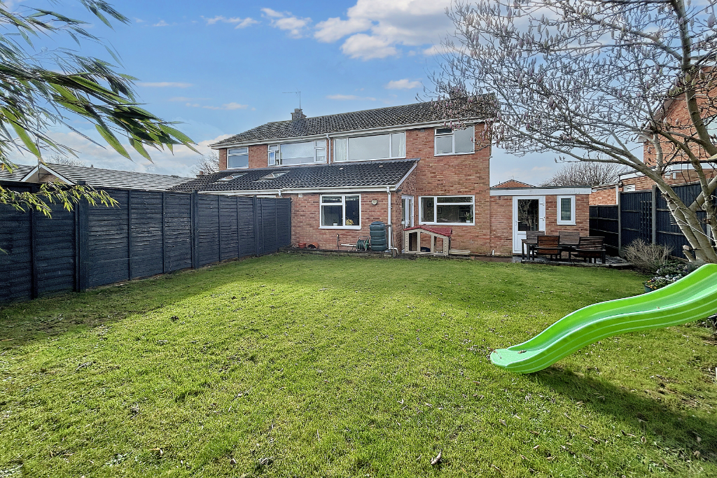 3 bed semi-detached house for sale in Harvey Road, Hereford  - Property Image 17