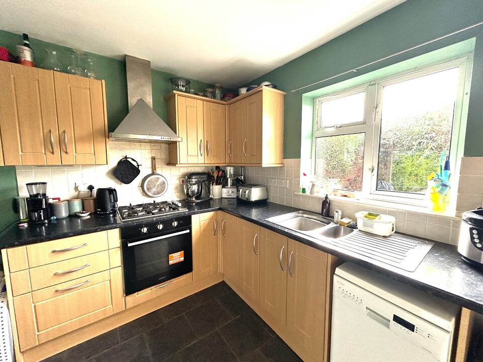3 bed end of terrace house for sale in Birch Grove, Hereford  - Property Image 2