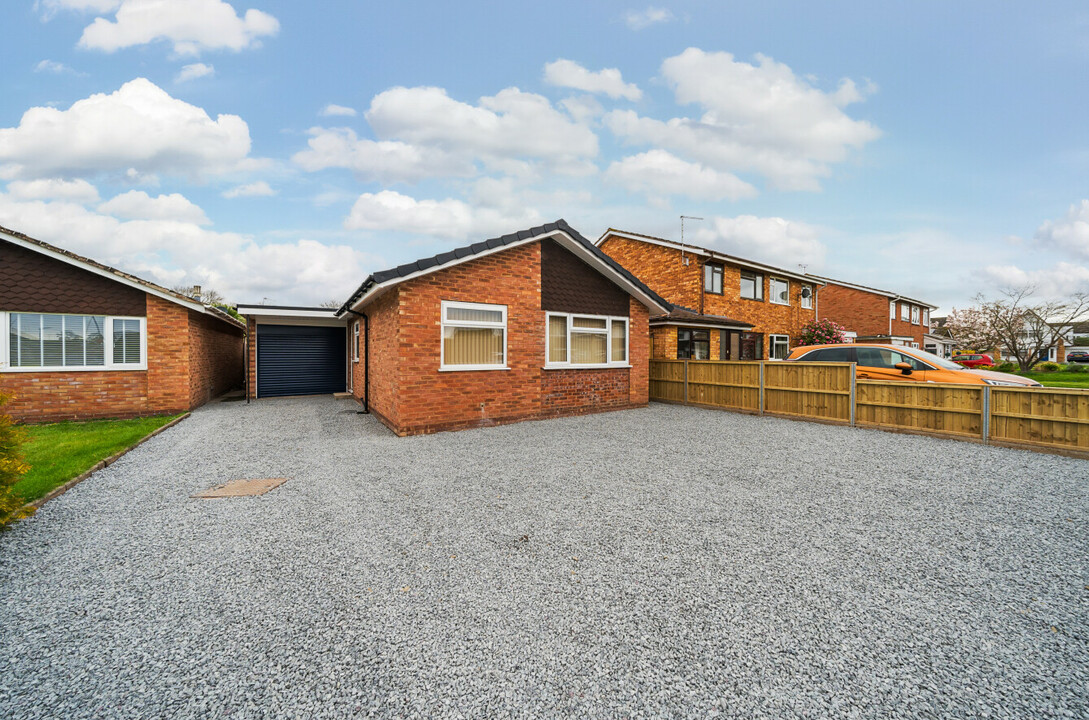 3 bed detached bungalow for sale in Lyall Close, Hereford  - Property Image 20