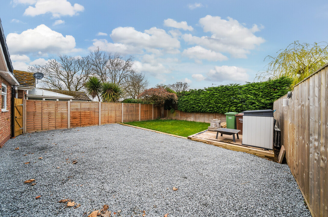 3 bed detached bungalow for sale in Lyall Close, Hereford  - Property Image 6