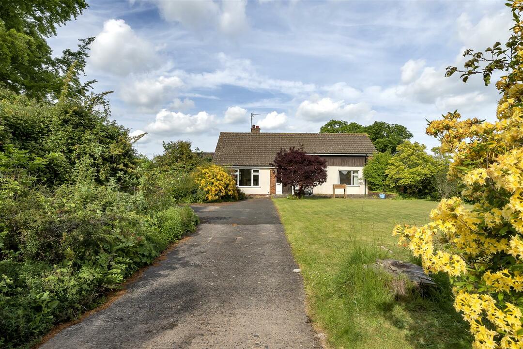 3 bed bungalow for sale in Ael-Y-Bryn, Leominster  - Property Image 15