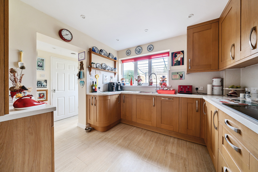 3 bed detached house for sale in Buckfield Road, Leominster  - Property Image 12