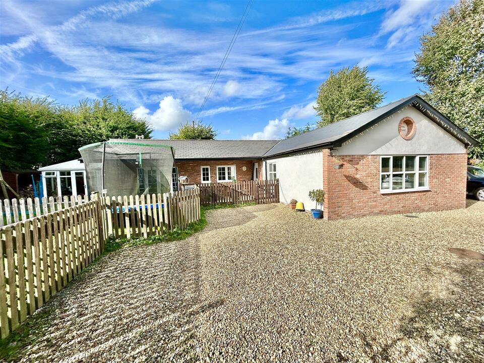 4 bed detached bungalow for sale in School Cottage, Hereford  - Property Image 20